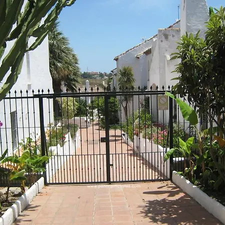 Sleeps 5 Pool Air Con Tatil Evi